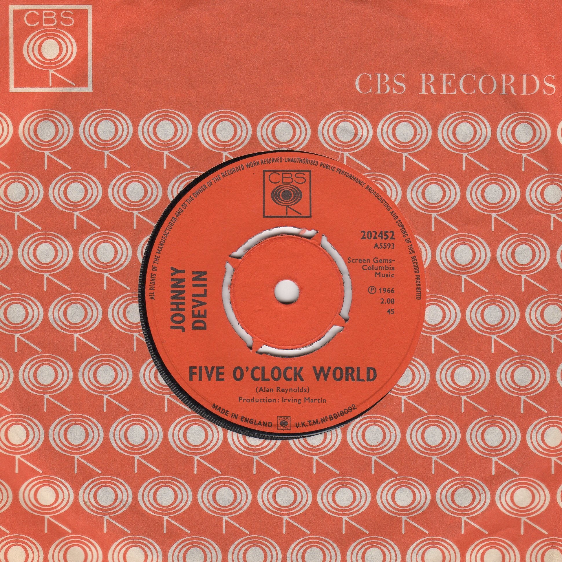 Five O clock World 