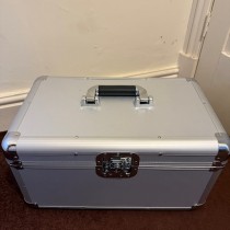 Heavy Duty Record Box Holds 200+ 45s