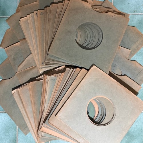 NORTHERN SOUL 100 x 60s Vintage 45rpm USA GREEN Thick Paper Record Sleeves, most have writing on one side